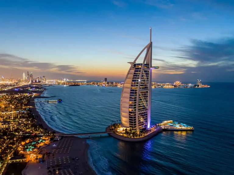 Top 10 must-visit places in Dubai