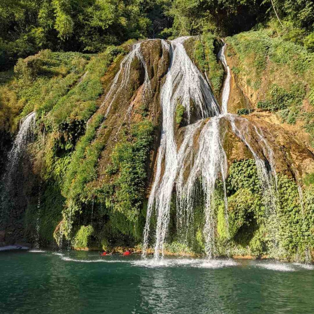 TOP 6 WATERFALLS IN MEGHALAYA