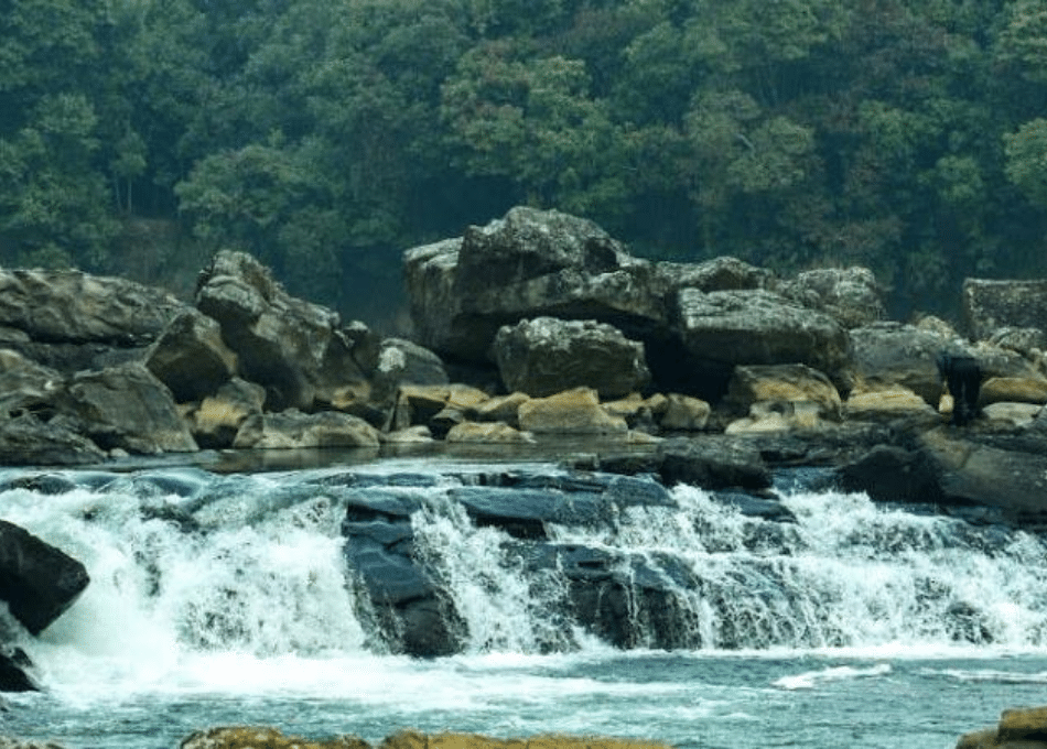 TOP 6 WATERFALLS IN MEGHALAYA